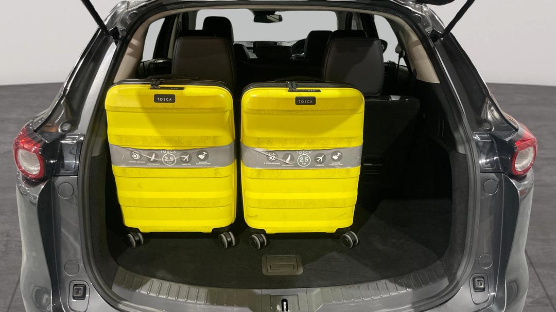2018 Mazda CX-9 Touring (FWD), Automatic, 159976 km, Boot Inside View with Luggage