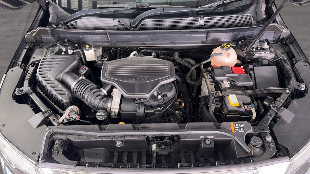 Open Bonnet (Engine)