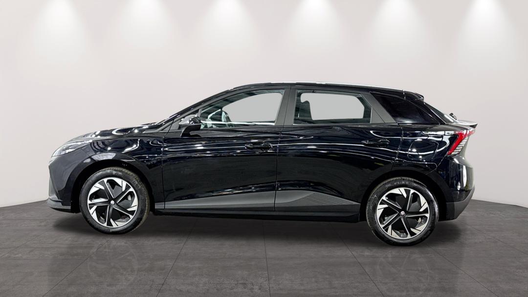 2024 MG Mg4 Excite 51, Automatic, 3550 km, Left Side View