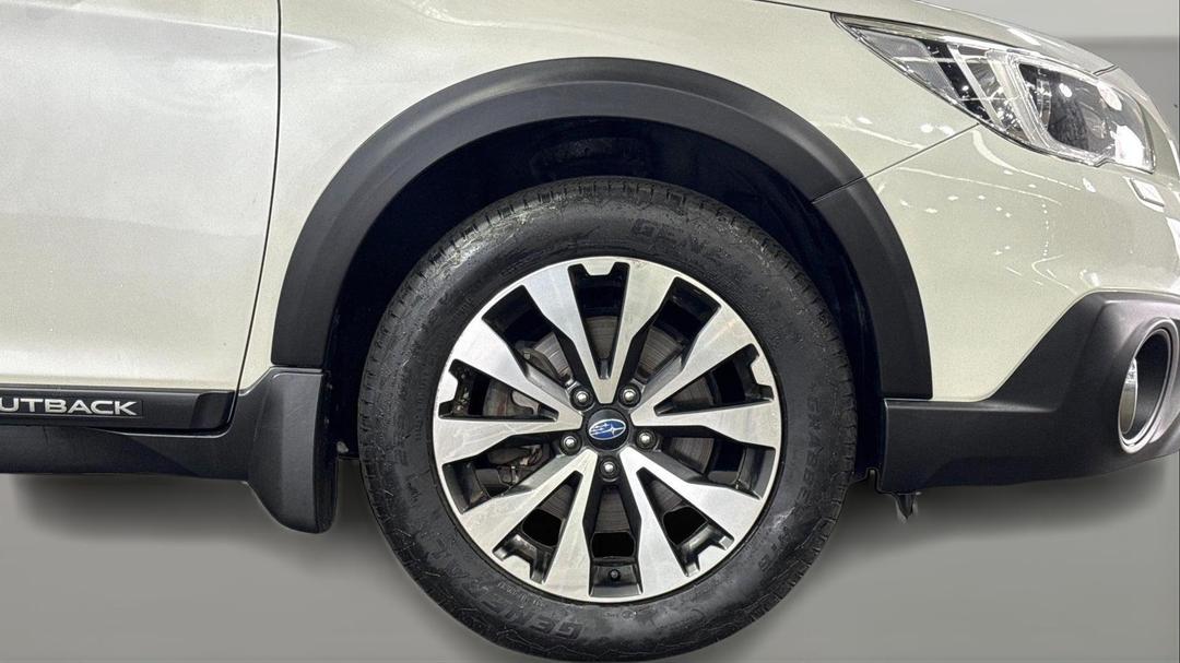 2016 Subaru Outback 2.5i Premium AWD, Automatic, 119746 km, Right Front Wheel