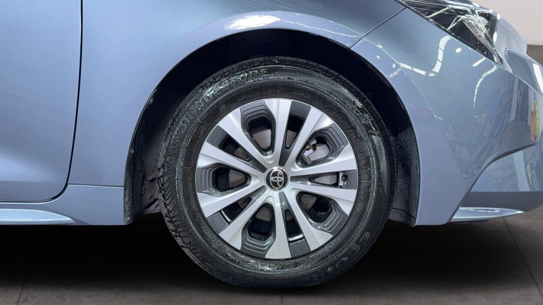 2020 Toyota Corolla Ascent Sport Hybrid, Automatic, 31270 km, Right Front Wheel