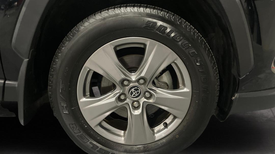 2022 Toyota RAV4 Gx (2WD) Hybrid, Automatic, 69764 km, Right Front Wheel