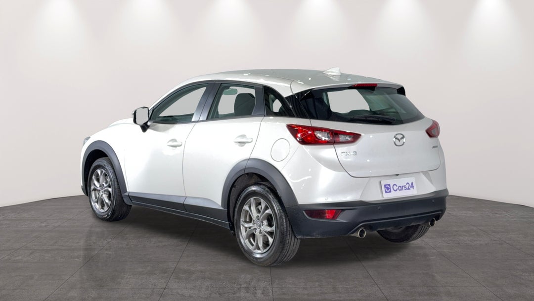 Left Back Diagonal (45- Degree) View