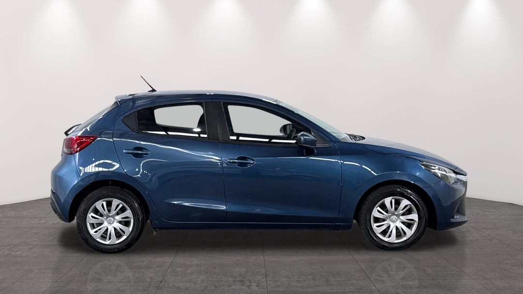 2017 Mazda Mazda2 Neo, Manual, 86429 km, Right Side View