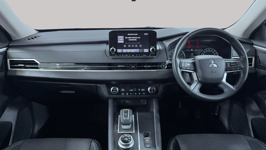 2024 Mitsubishi Outlander Es 5 Seat (2WD), Automatic, 49901 km, Dashboard View