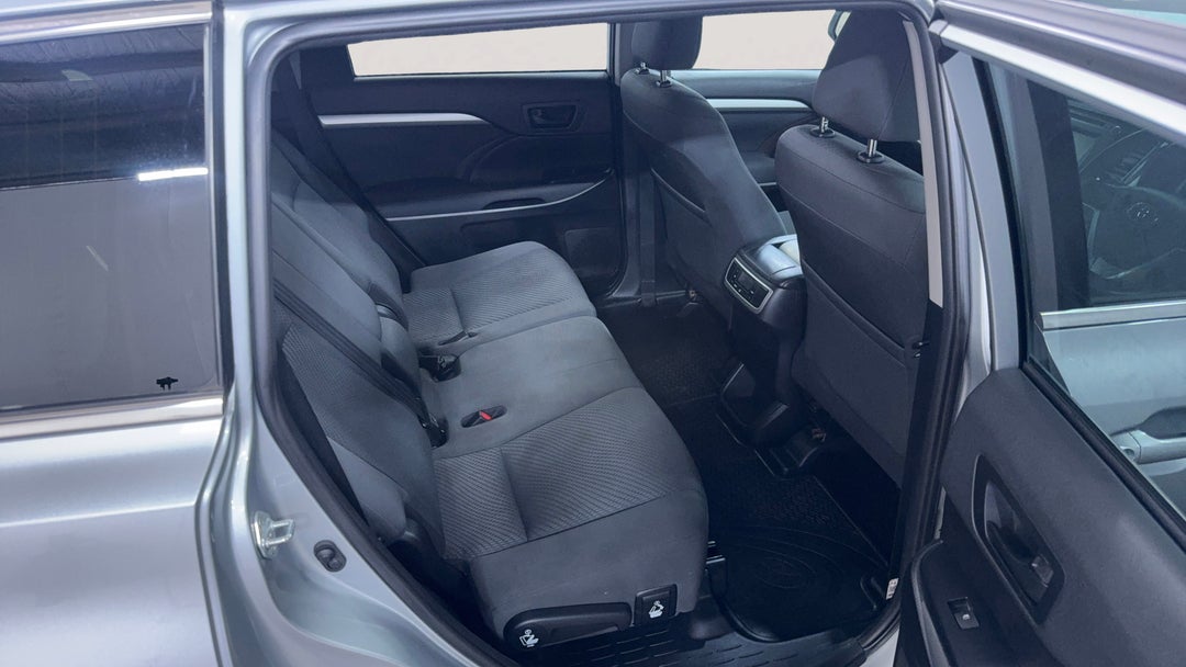 2019 Toyota Kluger Gx (4x2), Automatic, 107402 km, Right Side Rear Door Cabin View