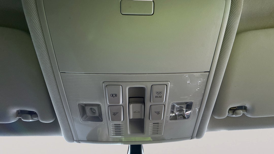 2018 Volkswagen Golf 110 Tsi Highline, Automatic, 85919 km, On-Roof Controls/Sunglass holder