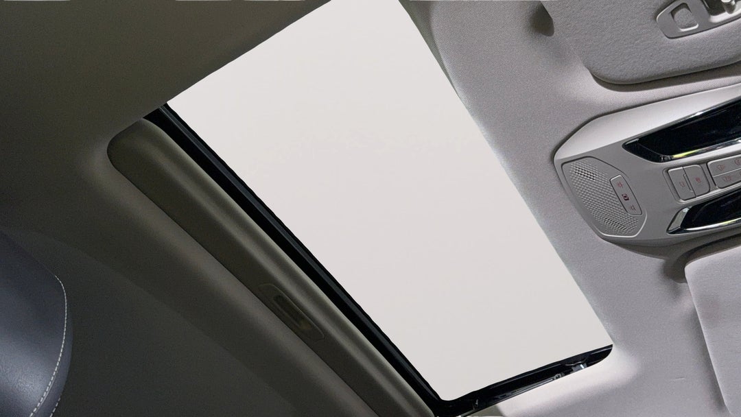 Interior Sunroof/Moonroof