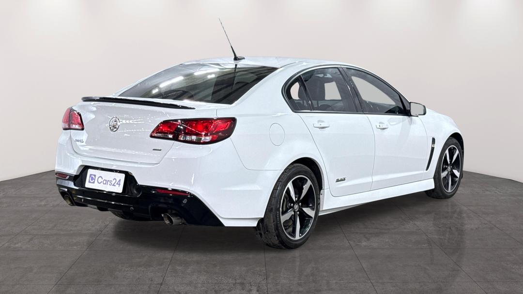 2016 Holden Commodore Sv6 Black Edition, Automatic, 160878 km, Right Back Diagonal (45- Degree) View