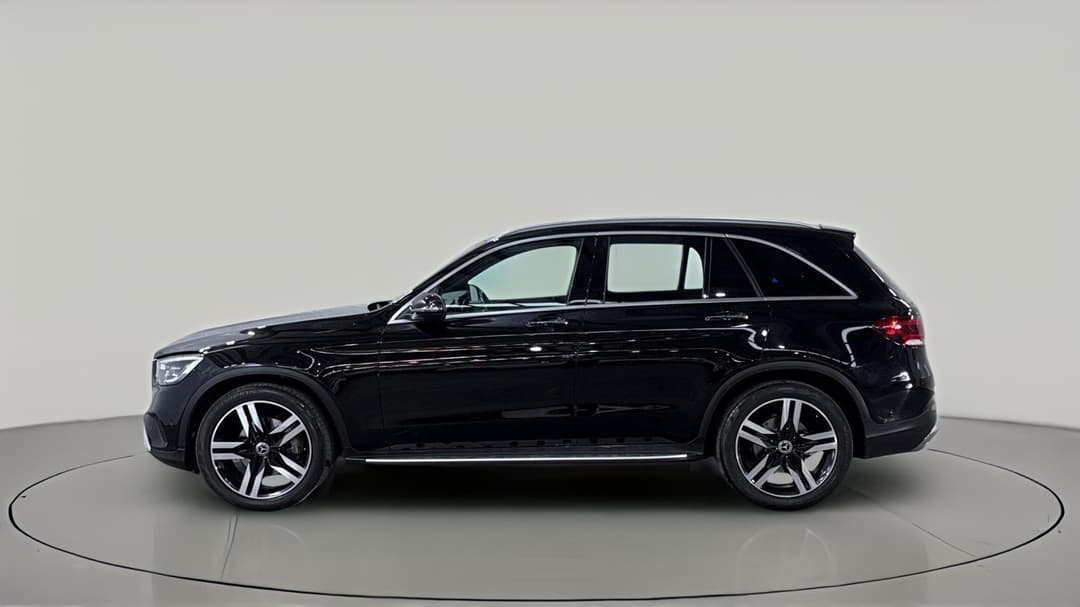2020 Mercedes-benz GLC 300 4matic, Automatic, 78067 km, Left Side View