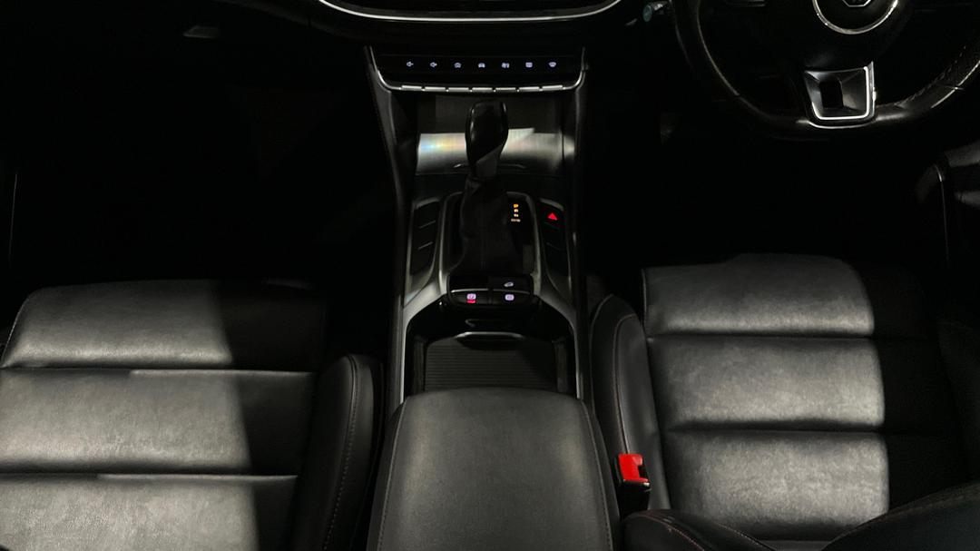 2019 MG HS Vibe, Automatic, 81711 km, Center Console