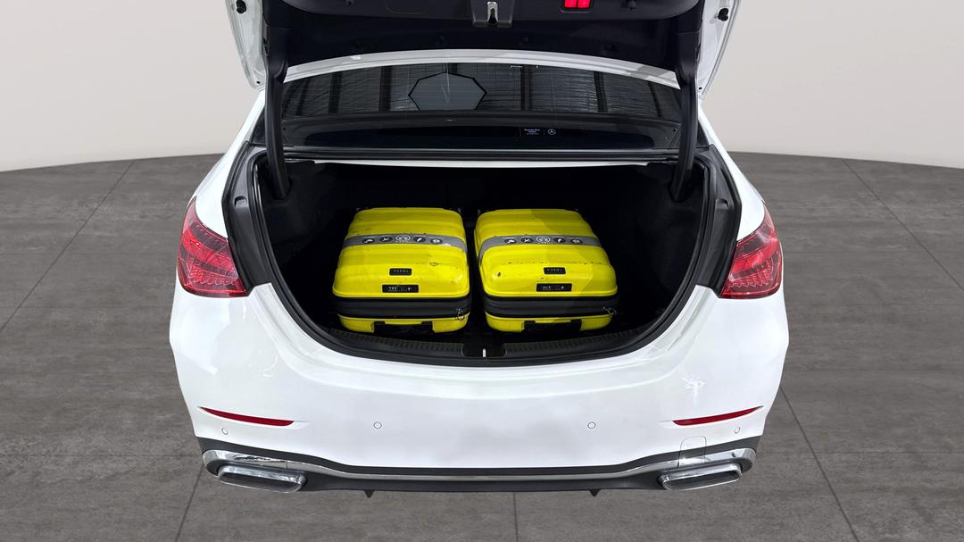 2022 Mercedes-benz C200 Mhev, Automatic, 21105 km, Boot Inside View with Luggage