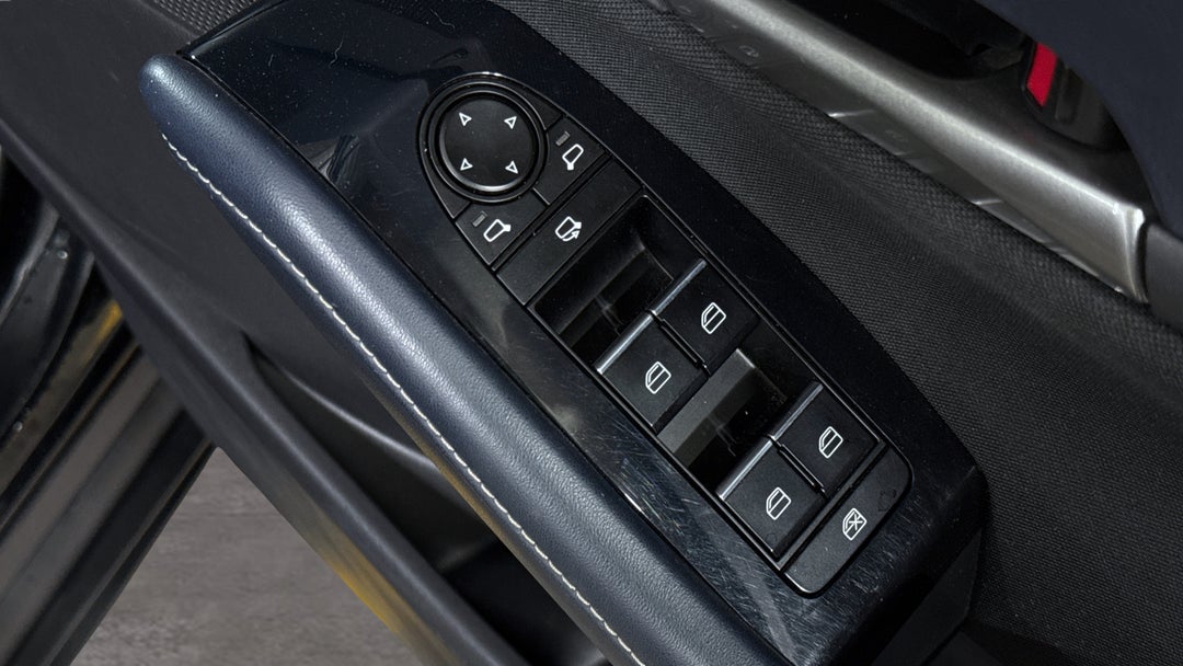 2020 Mazda CX-30 G20 Pure (FWD), Automatic, 121396 km, Drivers Side Door Panel Controls