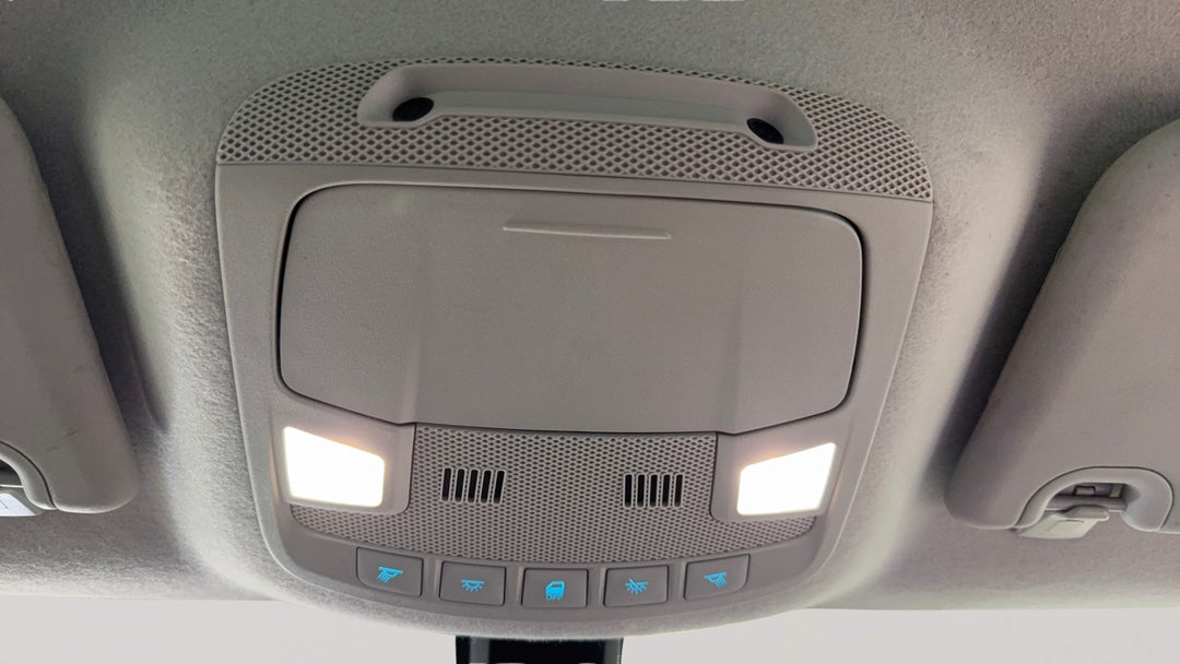 On-Roof Controls/Sunglass holder