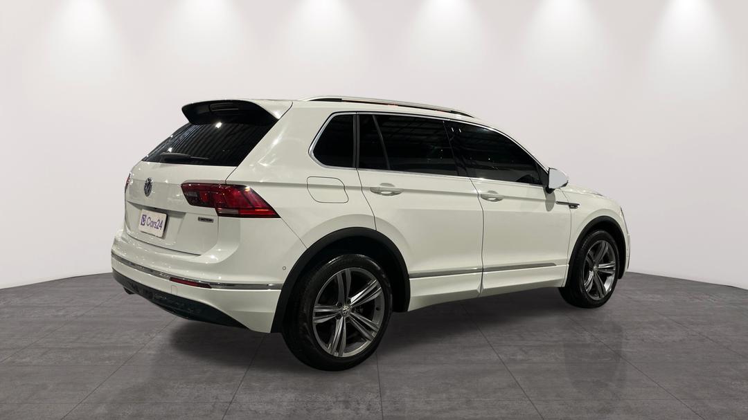 2019 Volkswagen Tiguan 132 Tsi R-line Edition, Automatic, 131927 km, Right Back Diagonal (45- Degree) View