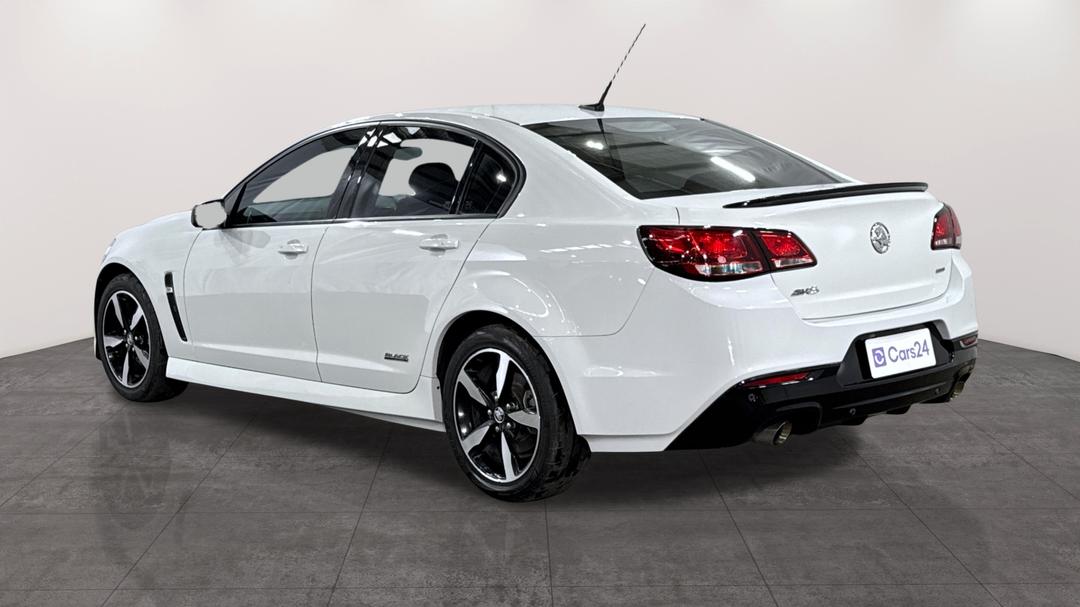2016 Holden Commodore Sv6 Black Edition, Automatic, 160878 km, Left Back Diagonal (45- Degree) View