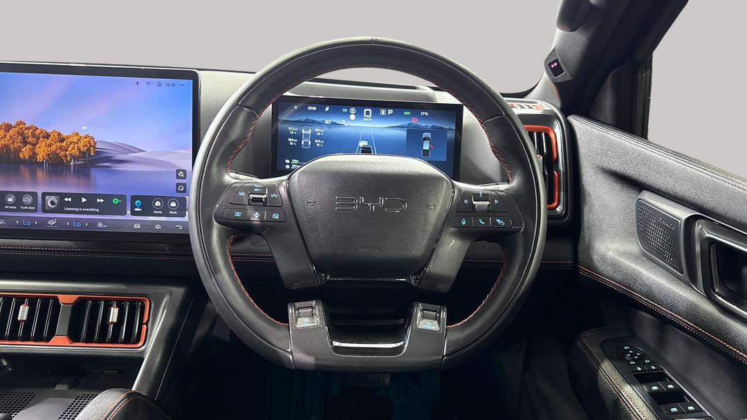 2025 Byd Shark 6 Dual Motor Premium, Automatic, 19659 km, Steering Wheel Close-up