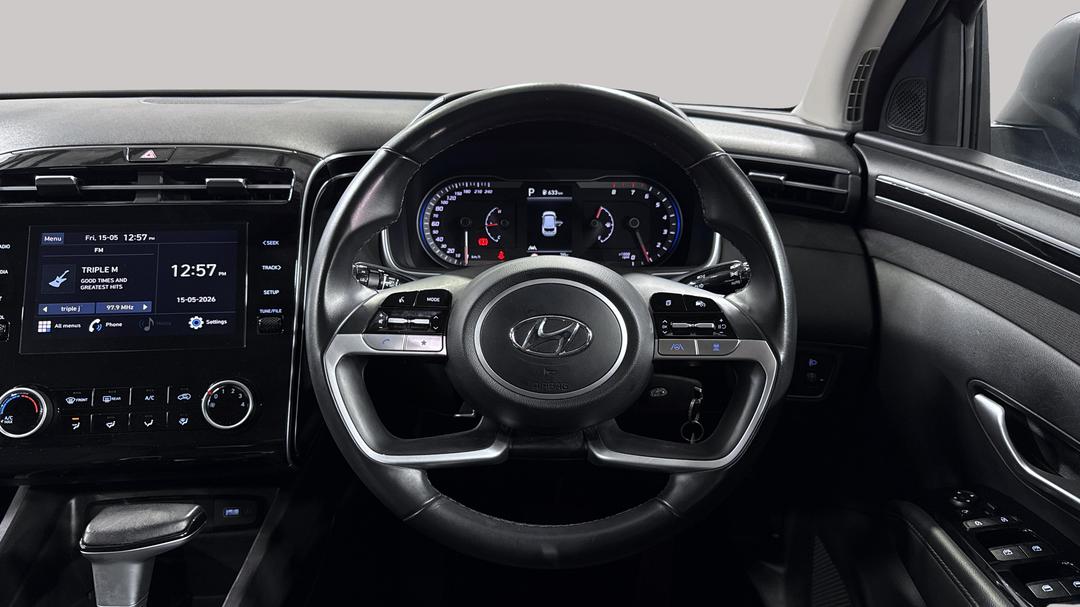 2023 Hyundai Tucson (FWD), Automatic, 41904 km, Steering Wheel Close-up