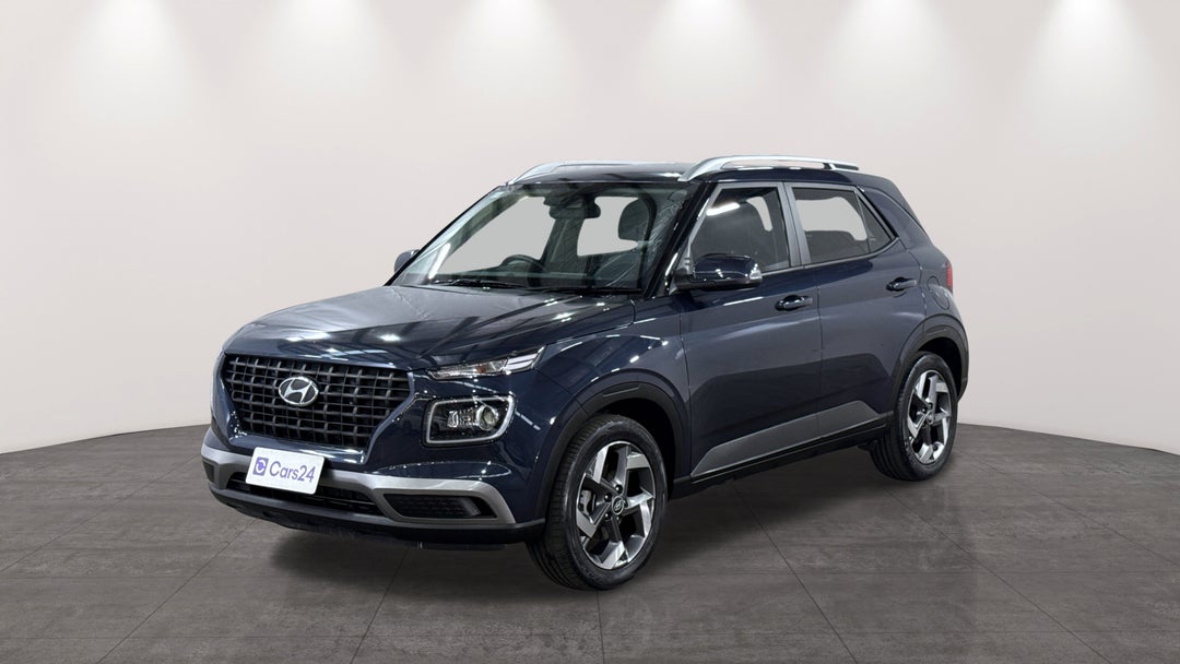 2021 Hyundai Venue Active, Automatic, 57458 km, Left Front Diagonal (45- Degree) View