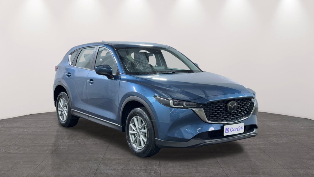 Right Front Diagonal (45- Degree) View