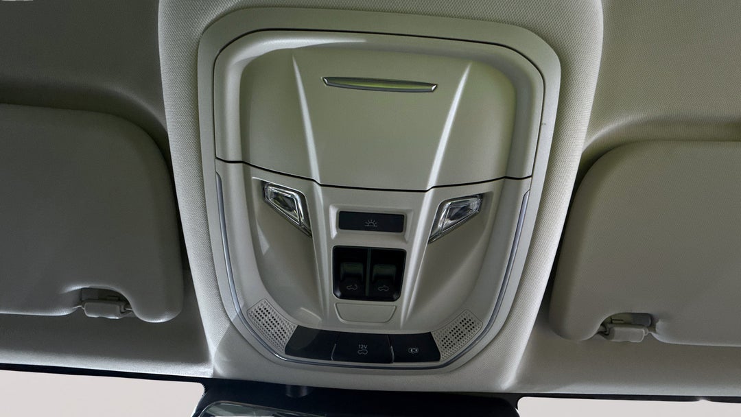 2025 GWM Tank 300 Ultra Diesel, Automatic, 3424 km, On-Roof Controls/Sunglass holder
