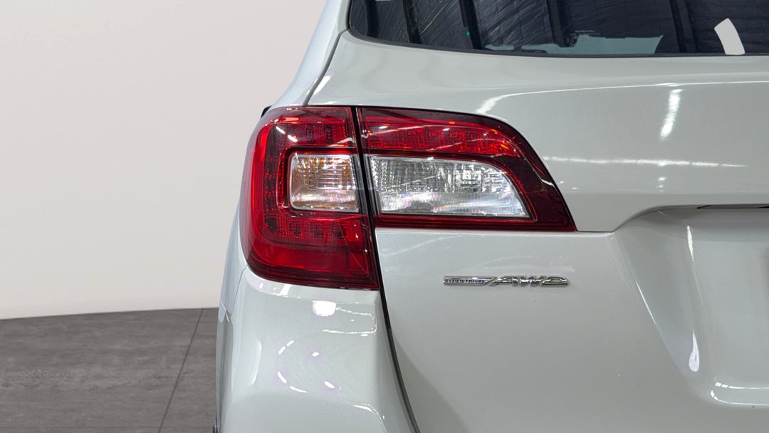 2018 Subaru Outback 2.0d Awd, Automatic, 92533 km, Badge (Boot Left Side)