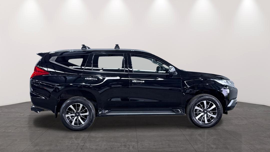 2018 Mitsubishi Pajero Sport Exceed (4x4) 7 Seat, Automatic, 55056 km, Right Side View