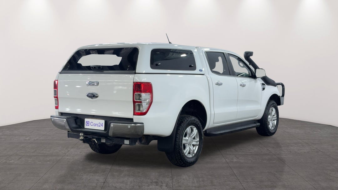2020 Ford Ranger Xlt 3.2 (4x4), Automatic, 75543 km, Right Back Diagonal (45- Degree) View