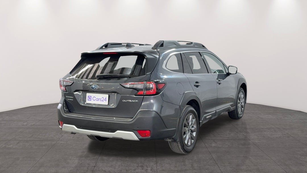 Right Back Diagonal (45- Degree) View