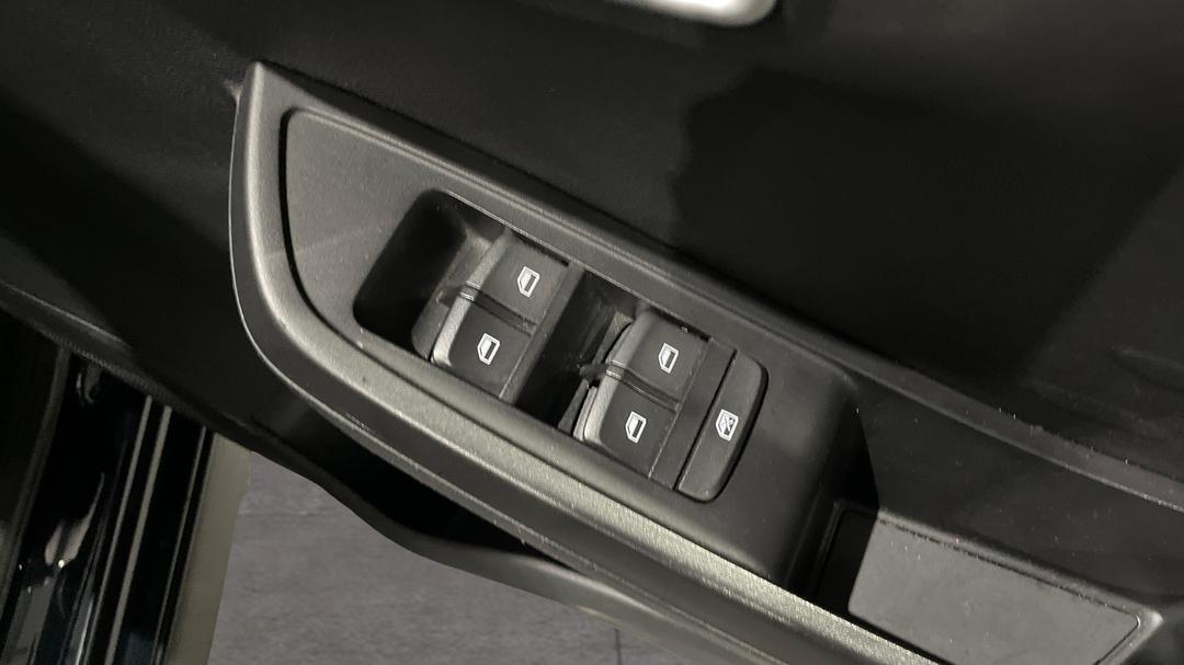 2023 MG Mg3 Auto Excite (with Navigation), Automatic, 50291 km, Drivers Side Door Panel Controls