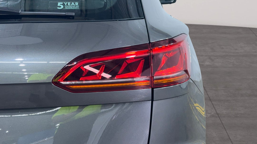 Badge (Boot Right Side)