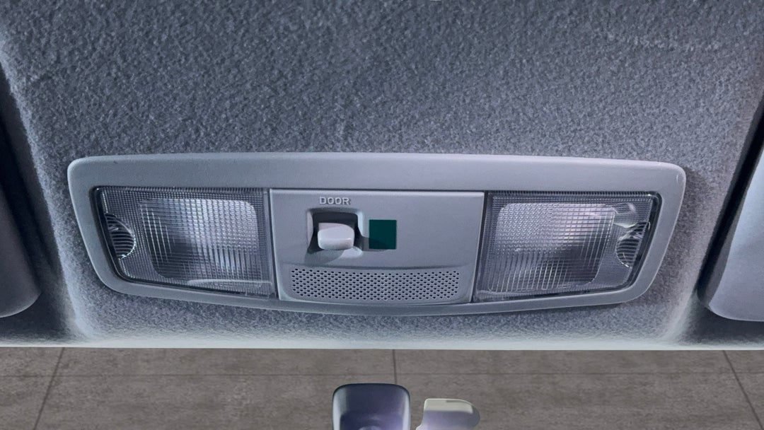 On-Roof Controls/Sunglass holder