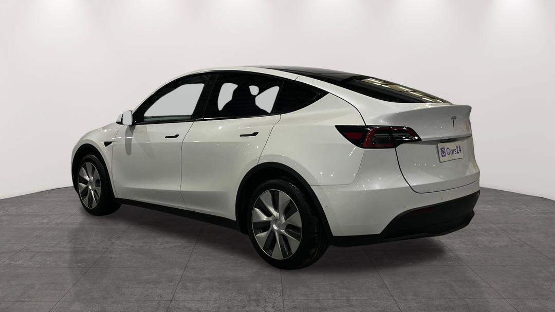 2023 Tesla Model Y Rear-wheel Drive, Automatic, 61253 km, Left Back Diagonal (45- Degree) View