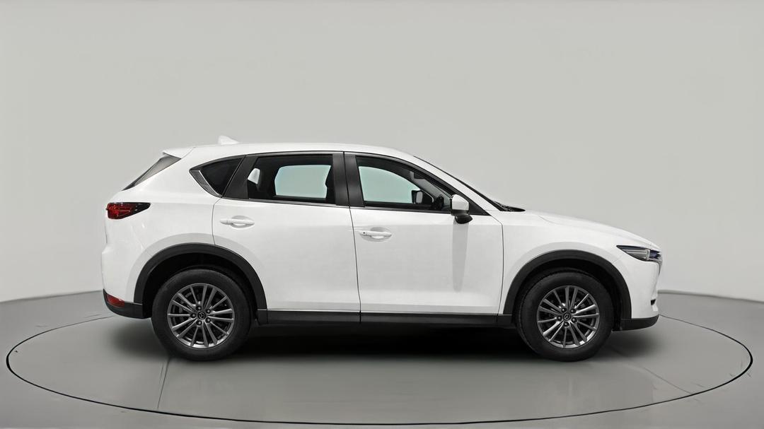2017 Mazda CX-5 Maxx Sport (4x4), Automatic, 122567 km, Right Side View