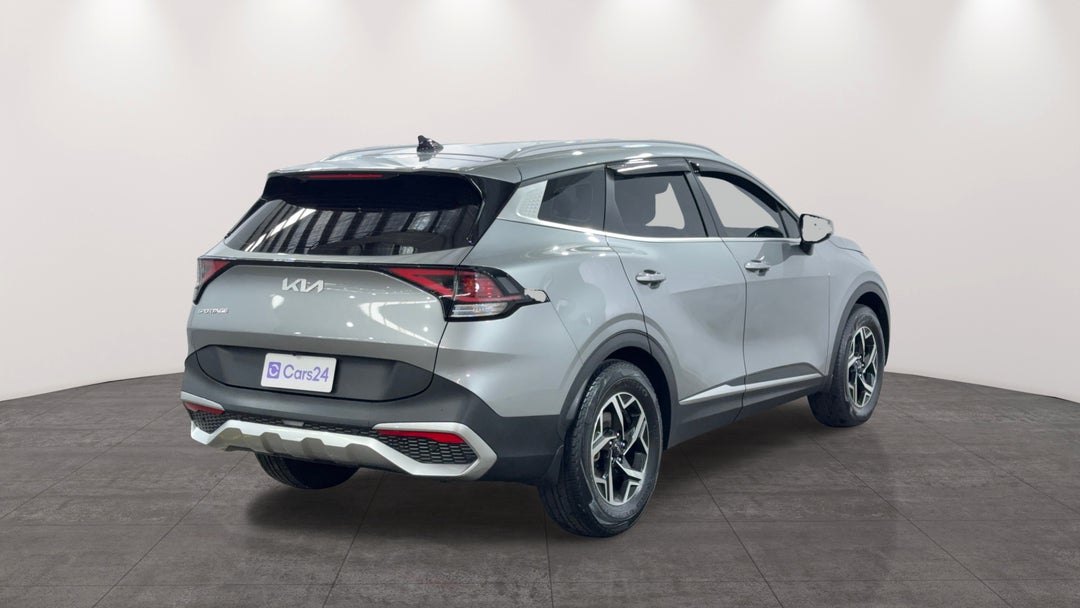 Right Back Diagonal (45- Degree) View