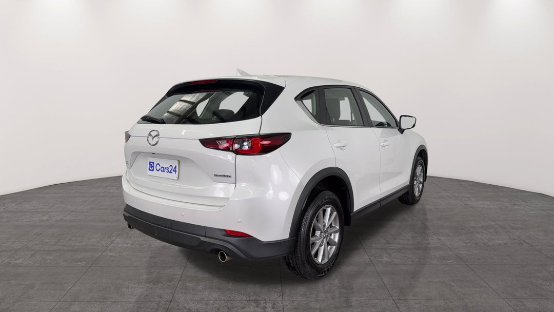 Right Back Diagonal (45- Degree) View