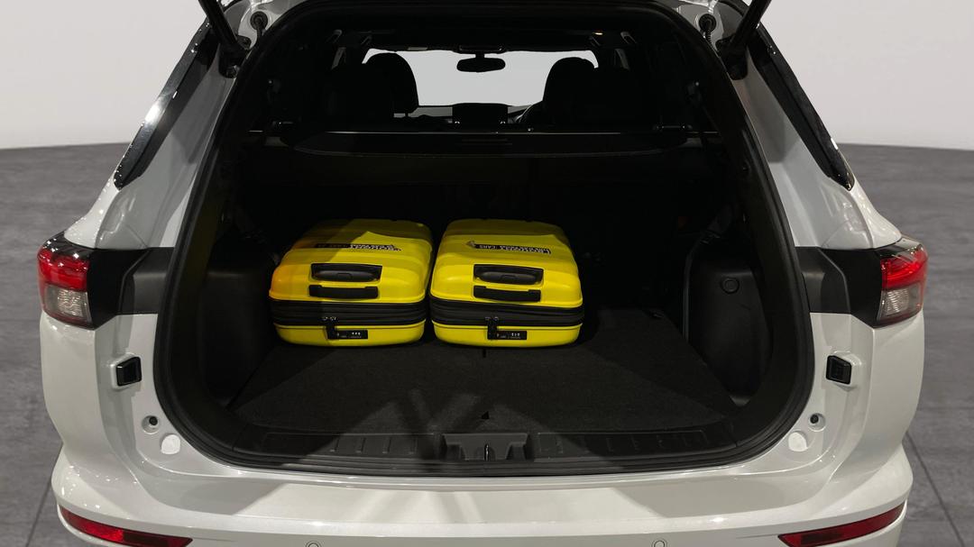 2024 Mitsubishi Outlander Exceed Tourer 7 Seat (AWD), Automatic, 31977 km, Boot Inside View with Luggage