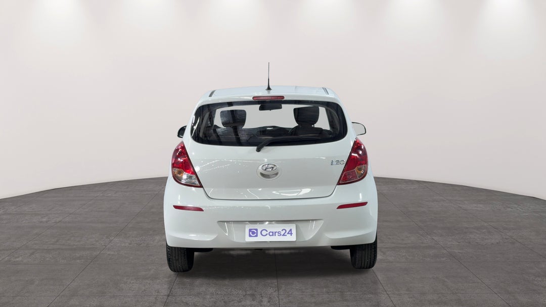 2015 Hyundai I20 Active, Automatic, 115762 km, Back/Rear View
