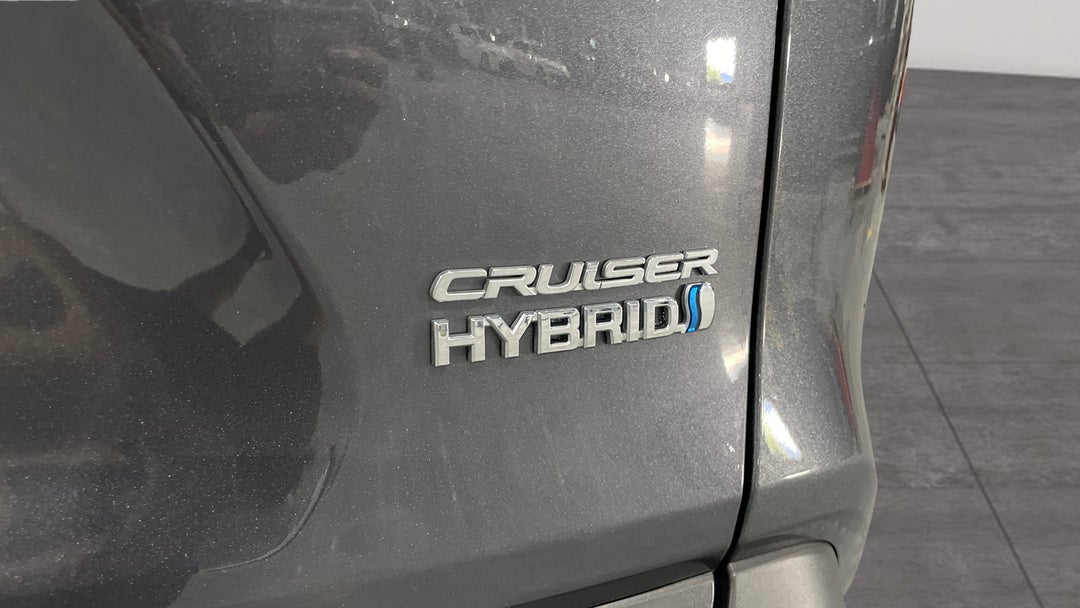 2021 Toyota RAV4 Cruiser (AWD) Hybrid, Automatic, 49840 km, Badge (Boot Right Side)