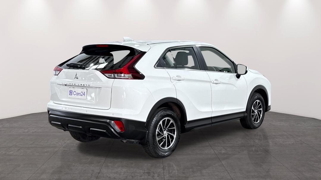 2024 Mitsubishi Eclipse Cross Es (2WD), Automatic, 23474 km, Right Back Diagonal (45- Degree) View