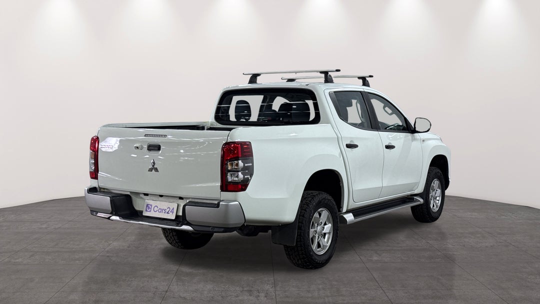 2021 Mitsubishi Triton Glx+ (4x4), Automatic, 119004 km, Right Back Diagonal (45- Degree) View