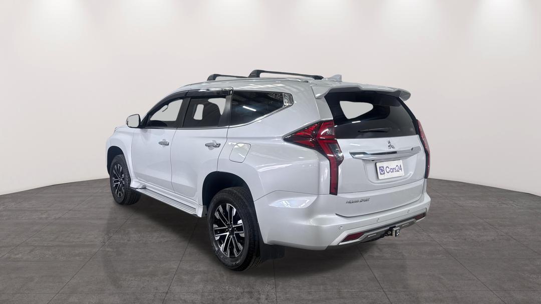 2022 Mitsubishi Pajero Sport Gls (4WD) 7 Seat, Automatic, 17746 km, Left Back Diagonal (45- Degree) View