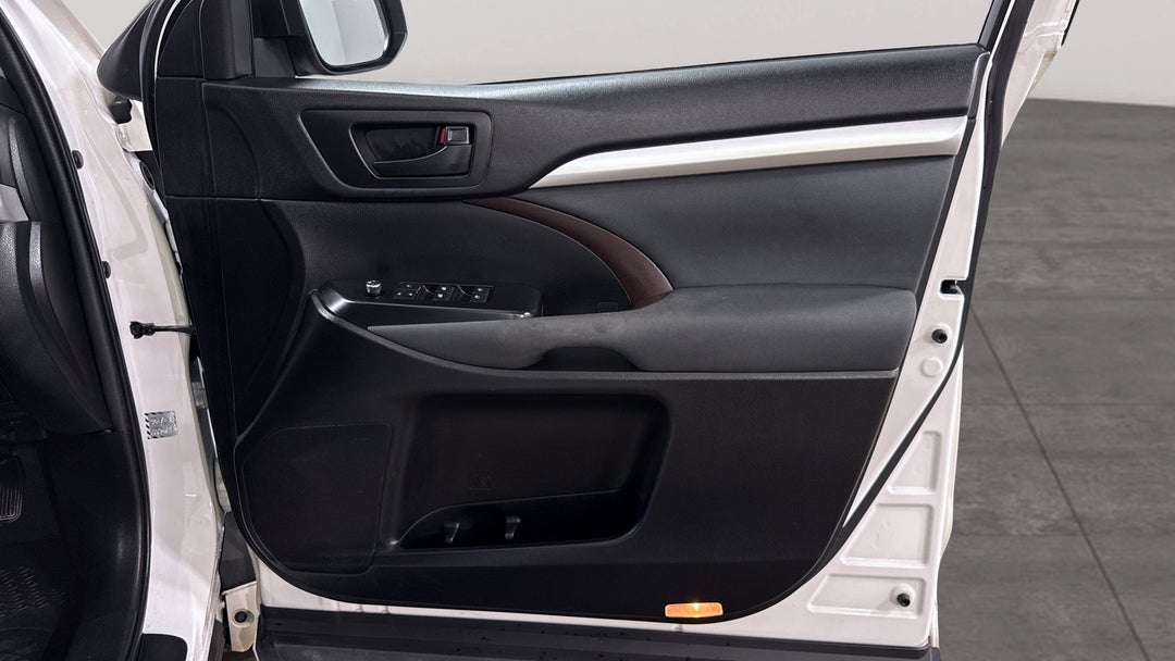 2019 Toyota Kluger Gx (4x2), Automatic, 105039 km, Speaker View