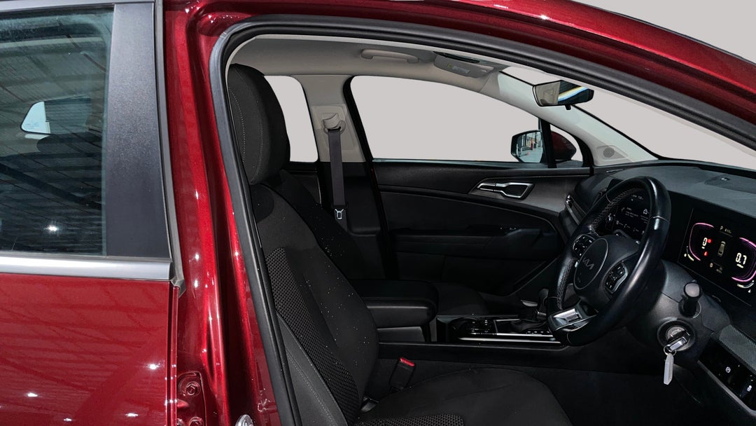 2023 Kia Sportage S (FWD), Automatic, 48157 km, Right Side Front Door Cabin View