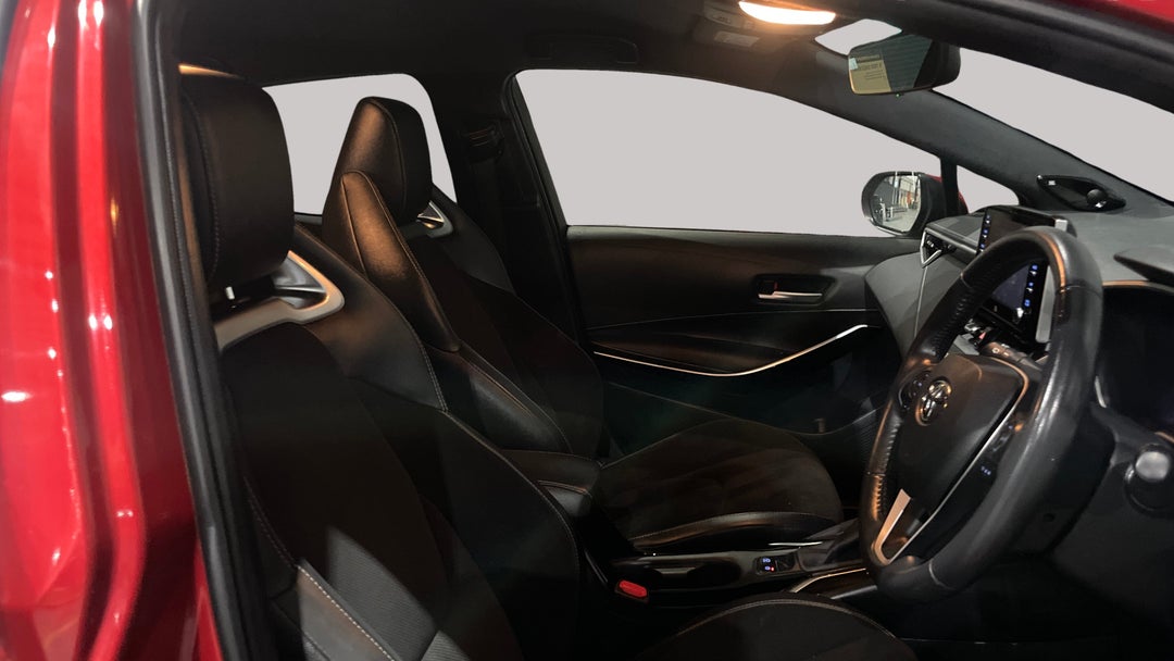 2020 Toyota Corolla Zr Hybrid, Automatic, 81999 km, Right Side Front Door Cabin View