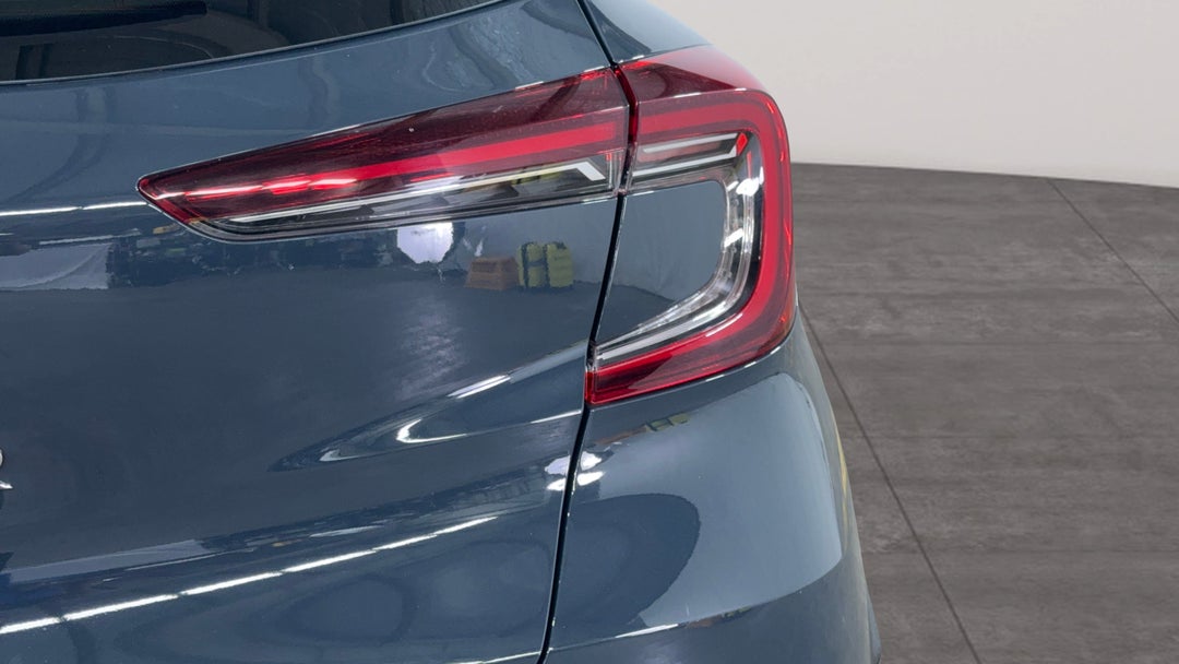 Badge (Boot Right Side)