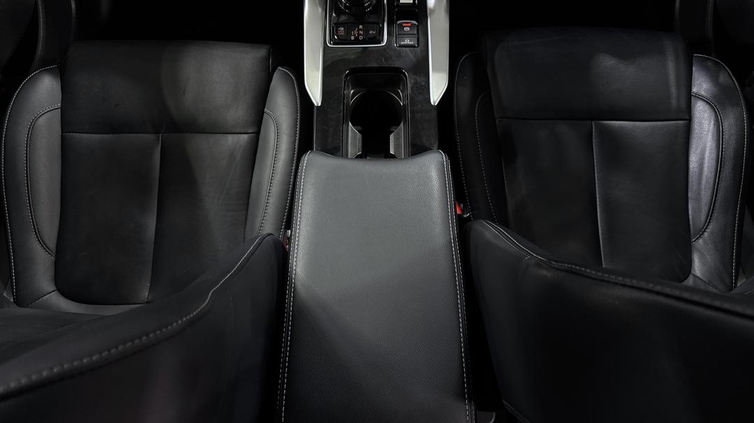 2024 Mitsubishi Eclipse Cross Exceed Phev (AWD), Automatic, 32174 km, Center Console