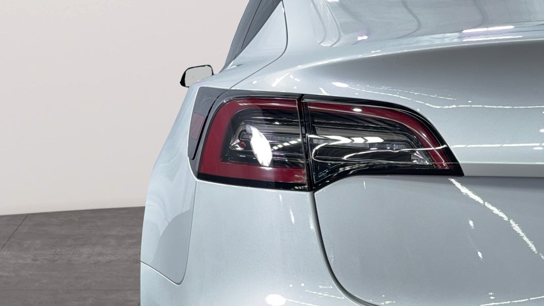 2021 Tesla Model 3 Standard Range Plus Rwd, Automatic, 48226 km, Badge (Boot Left Side)