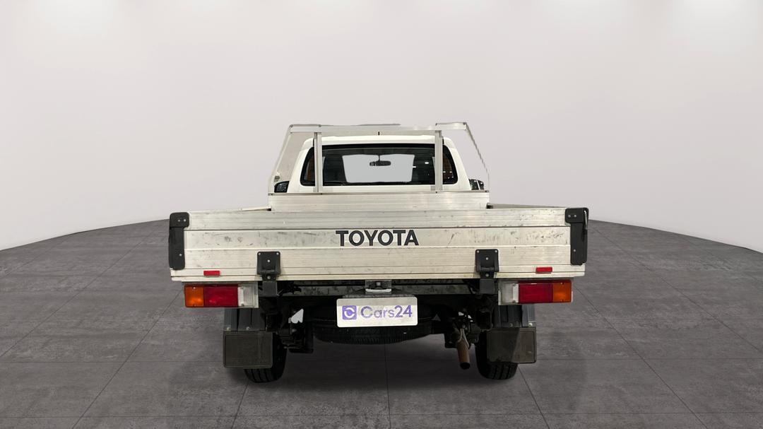 2017 Toyota Hilux Workmate, Manual, 97440 km, Back/Rear View