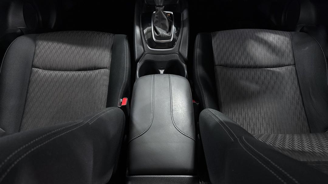2021 Nissan X-trail St (2WD), Automatic, 59729 km, Center Console